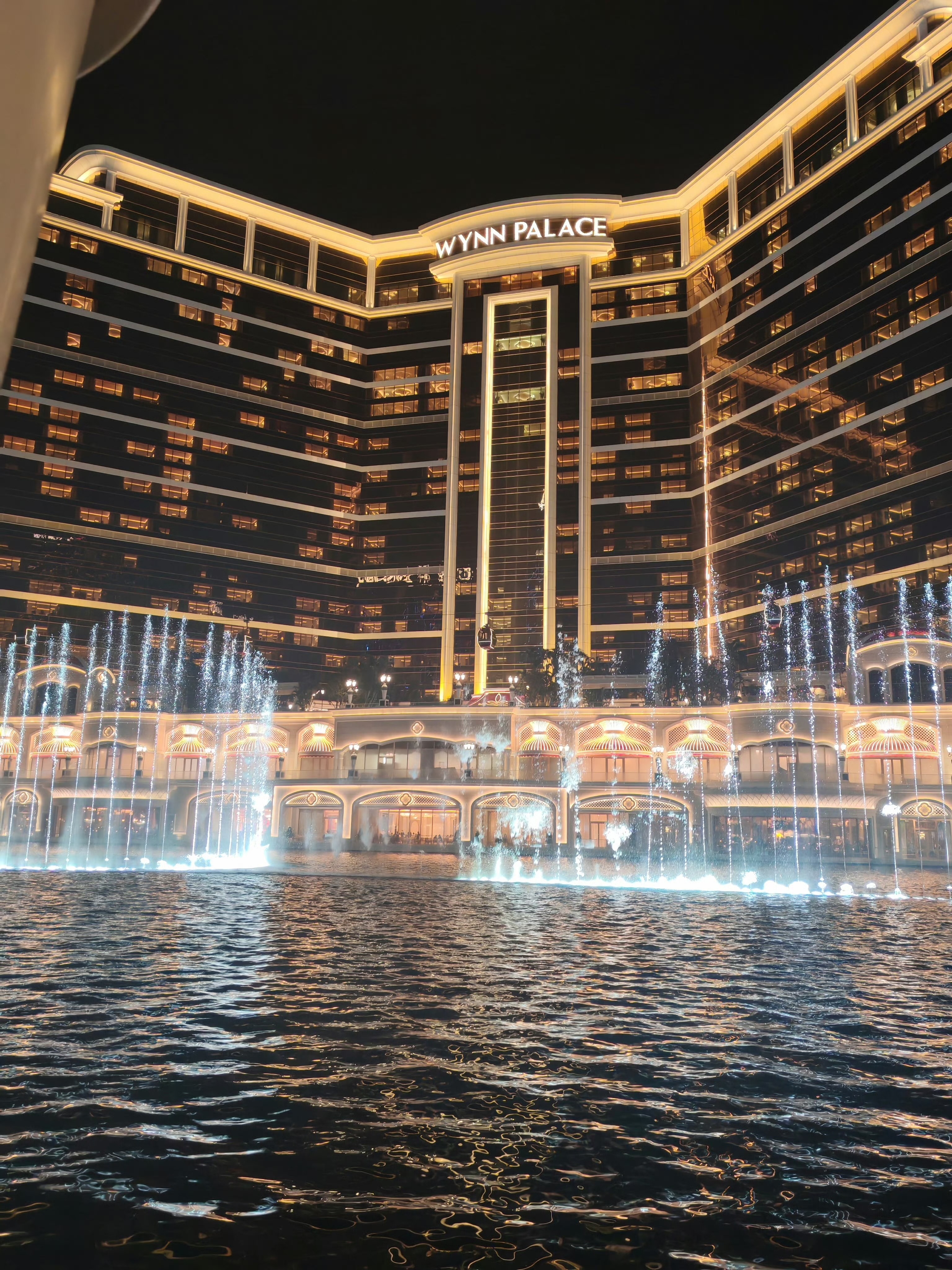 澳门还真是  富贵迷人眼 澳门·澳門美高梅金殿