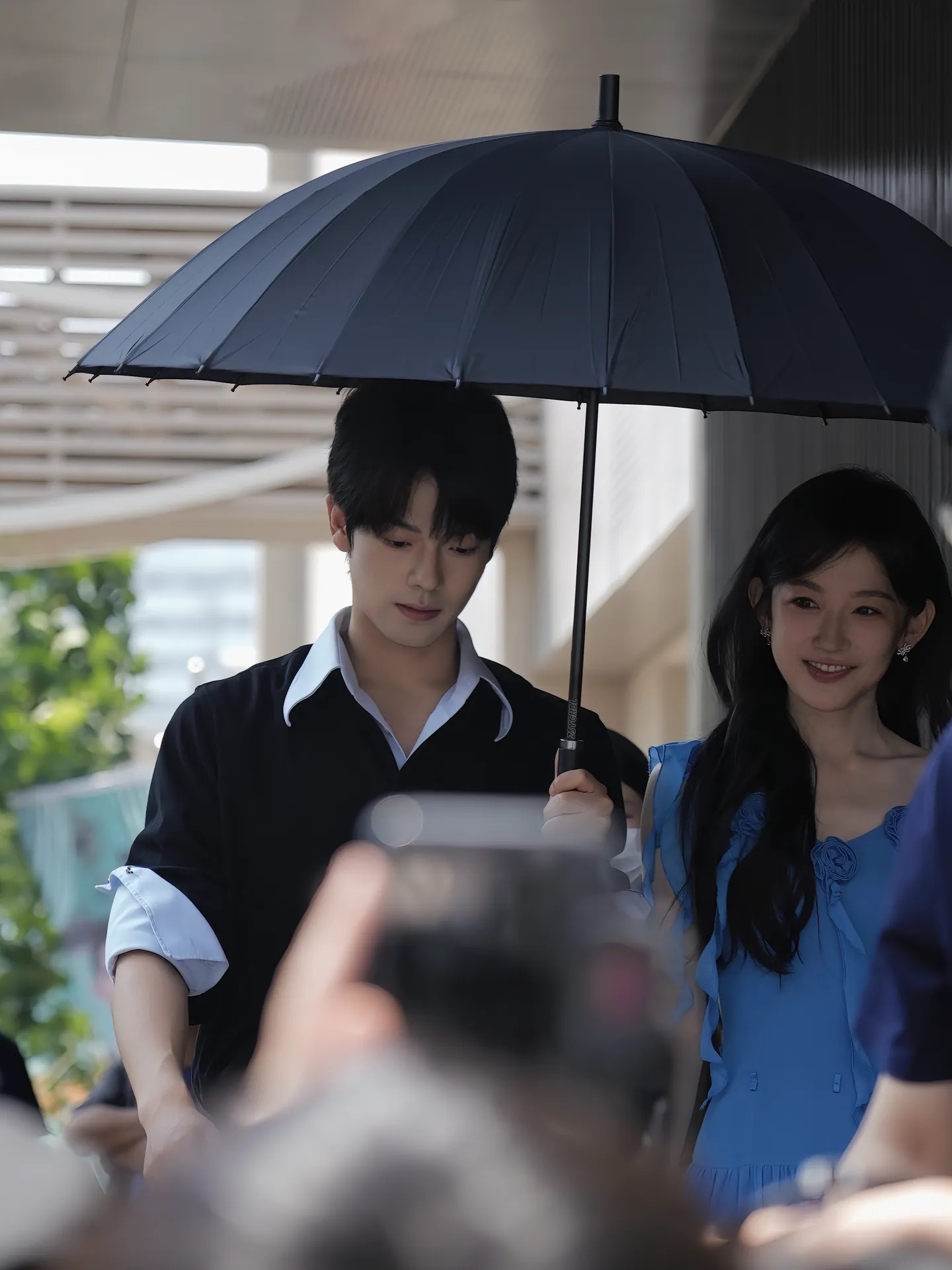 曾辉韩雨彤这次真的不一样 曾辉韩雨彤九搭合体太惊喜了，曾辉练手势舞时韩雨彤的配合