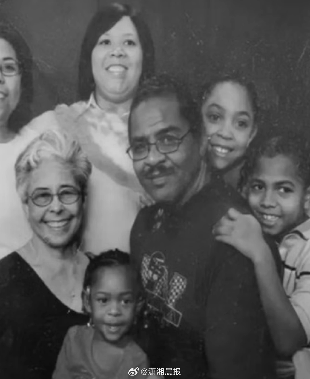 【#美国男子在酒店洗澡被热水烫死#】一名72岁的美国退伍军人在酒店洗澡时被热水烫