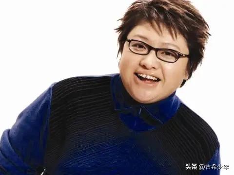 关于韩红冯小刚舆论风波的看法
 
老夫以为，冯小刚邀请韩红为自己影片捧场本无可厚