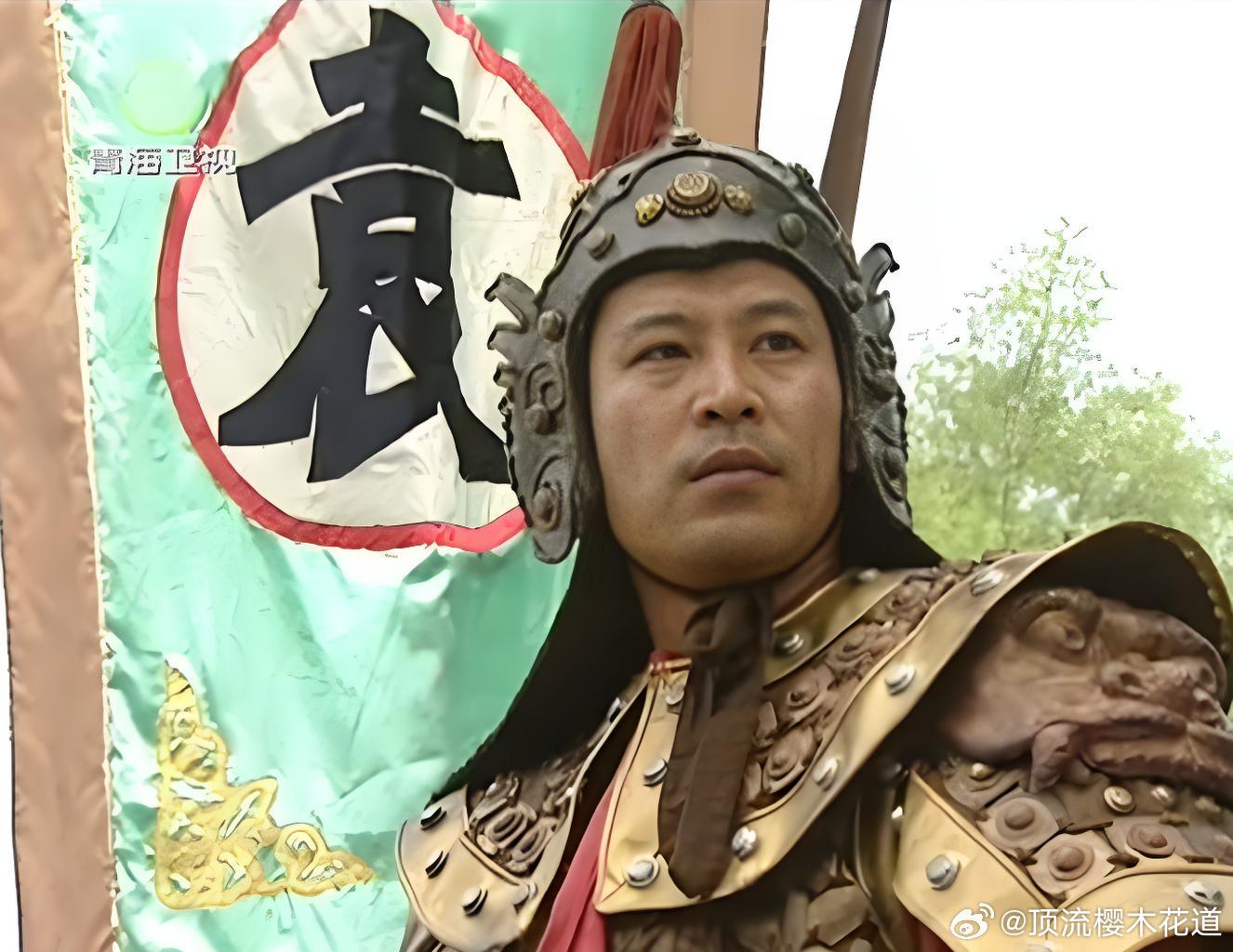 古偶粉底液将军101网友去年审判完女将军，今年开始审判男将军了，说起将军，让我想