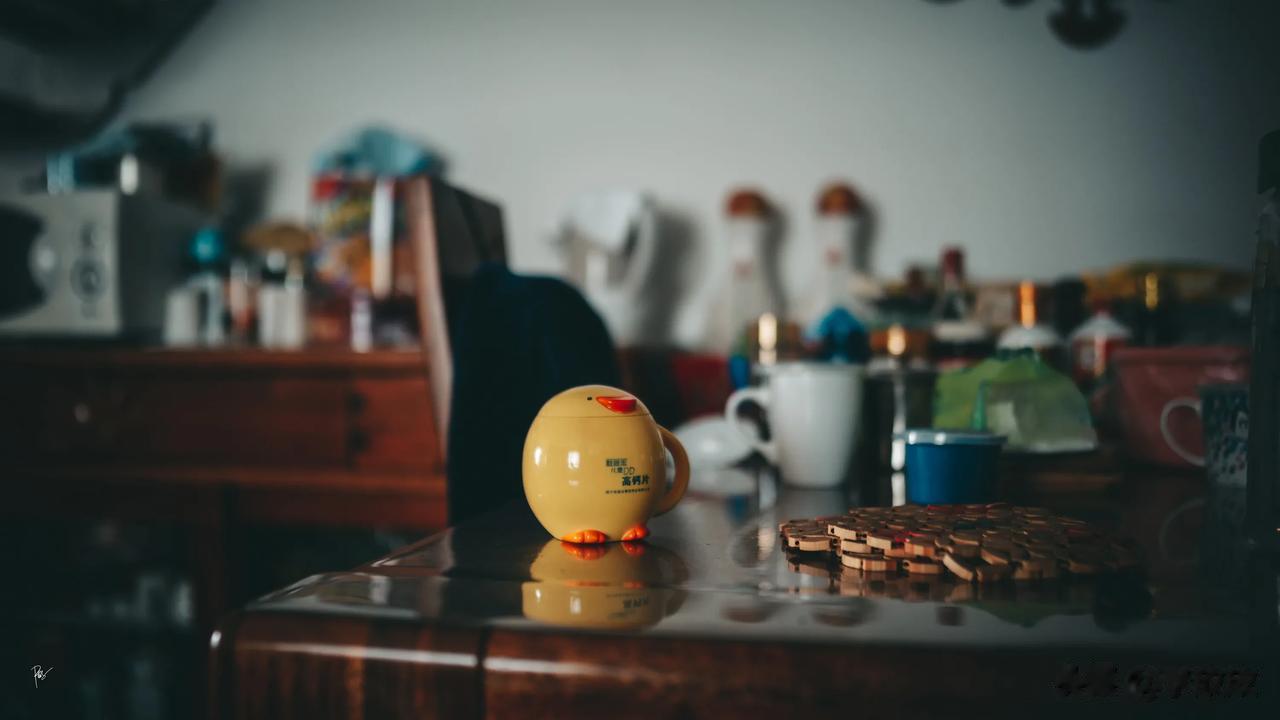 28 1.4📷