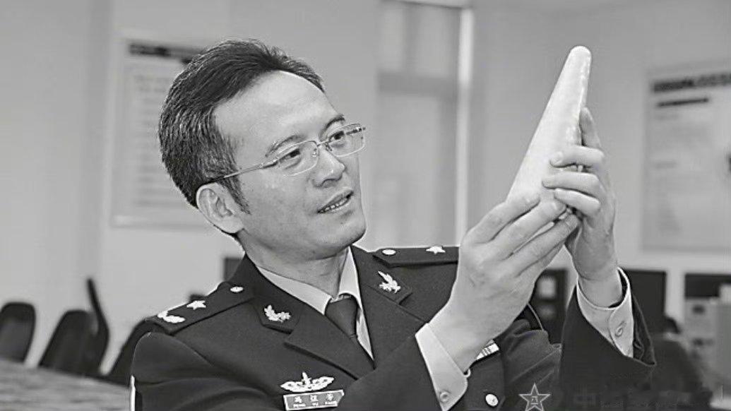 据中国工程院网站，中国工程院院士、导弹武器专家冯煜芳于2026年4月13日逝世。