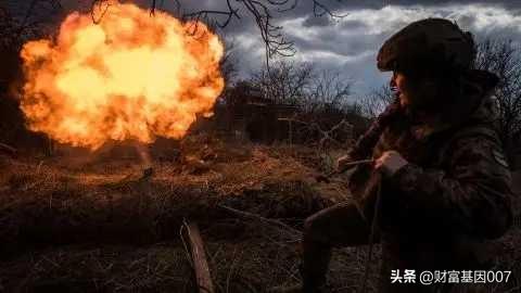 《连续三晚火烧列宁格勒！乌军炸瘫俄40%石油出口，特朗普承认挪用援乌弹药》

【