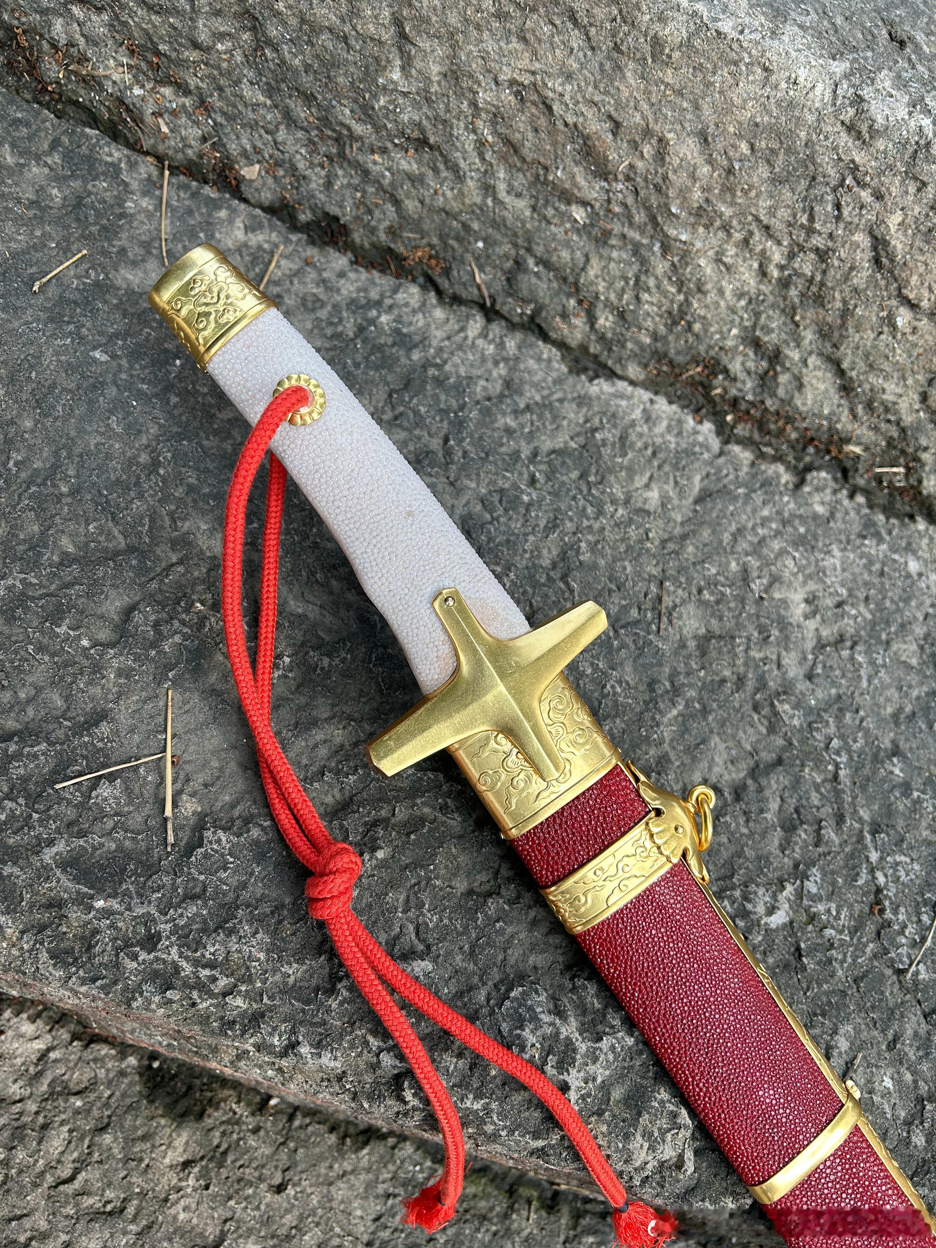 我和合作的万历佩刀，客户返图。 