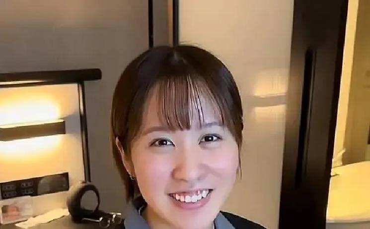 5岁日本小孩打哭中国省队教练
 
昨晚山东训练馆灯没关。5个日本娃还在跑多球，最