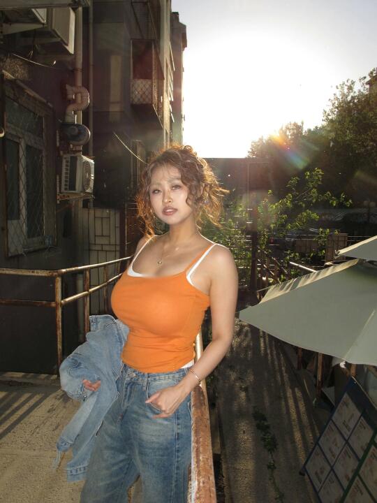 真正的出片不看背景☀️偏要在老二环拍拉美卷