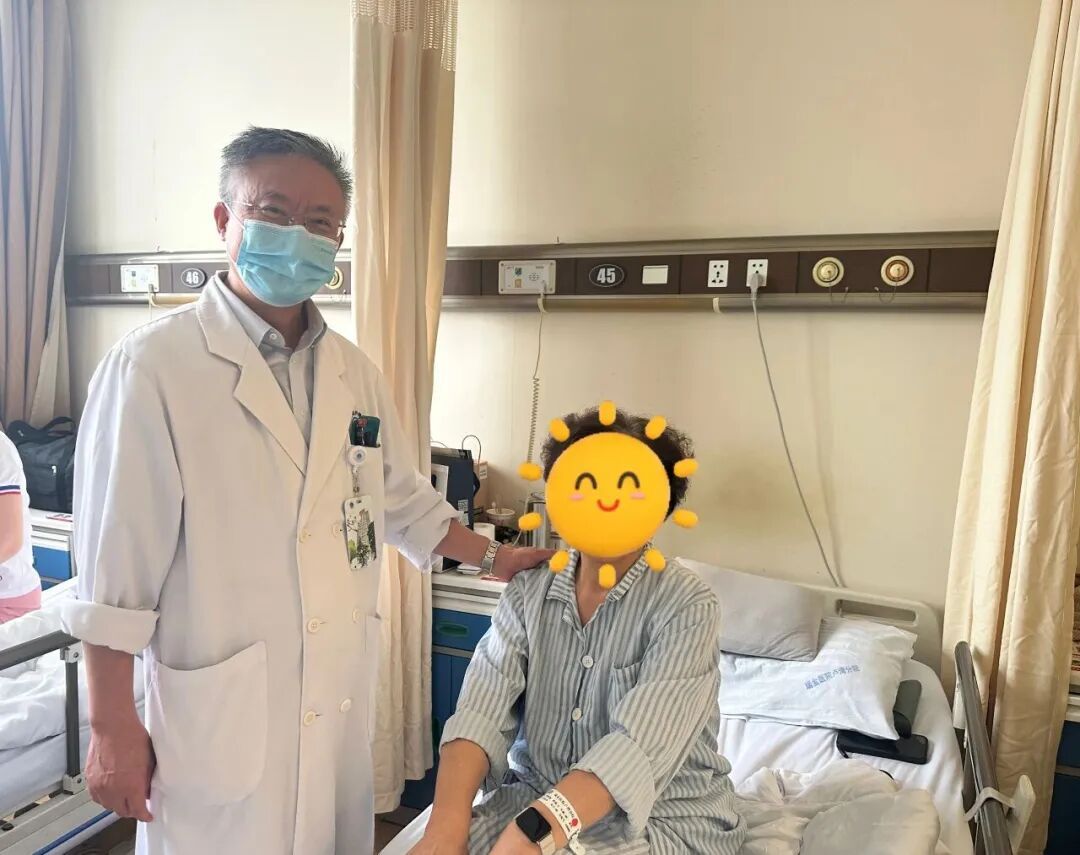 #医生回应老人吃1个粽子晕厥#【老人仅吃了一个粽子，突发晕厥呕吐，肝功能重度损伤