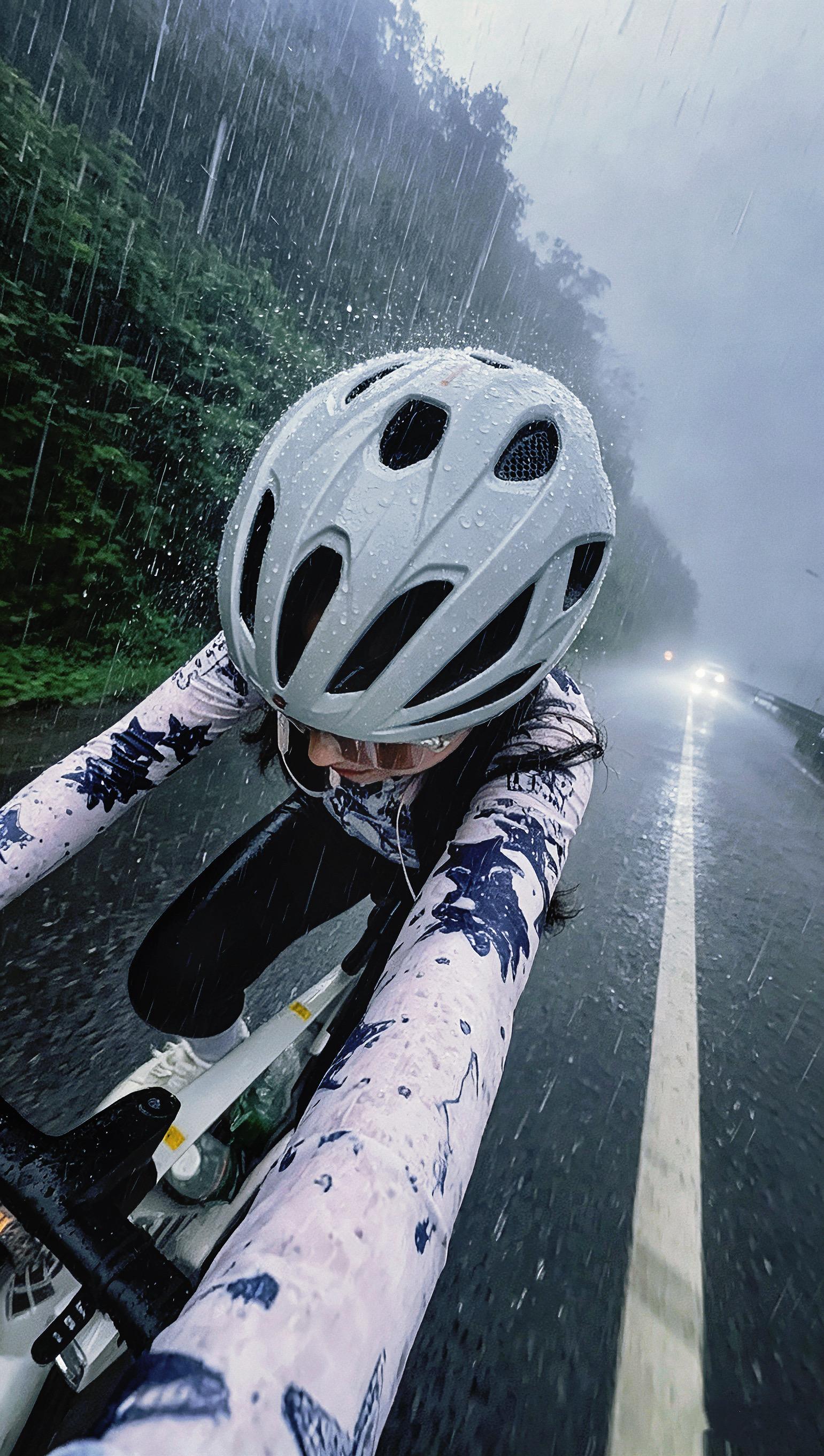 骑行吗？风雨无阻的那中！