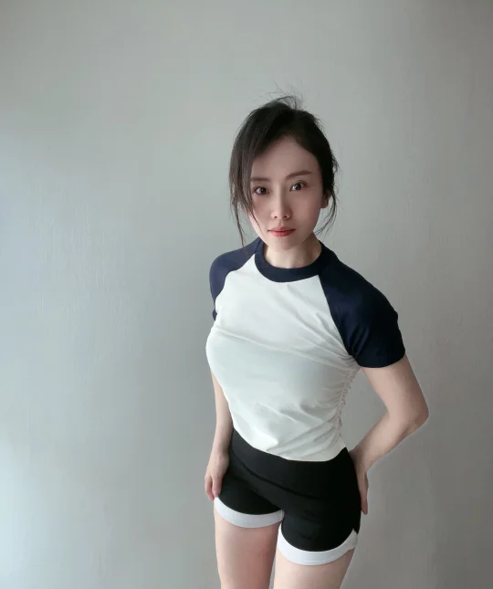 健身穿搭🖤🤍