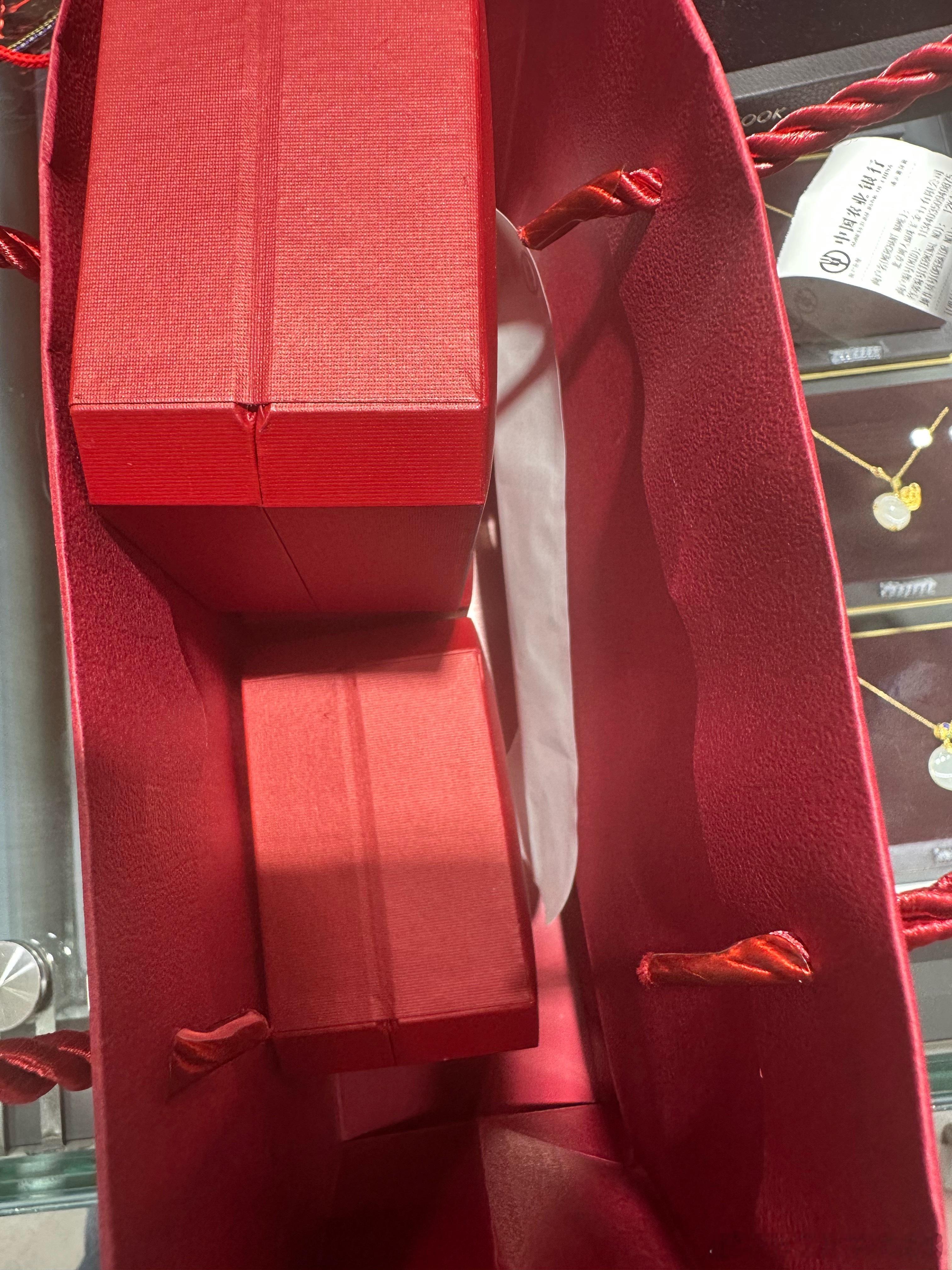 又消费了一把
