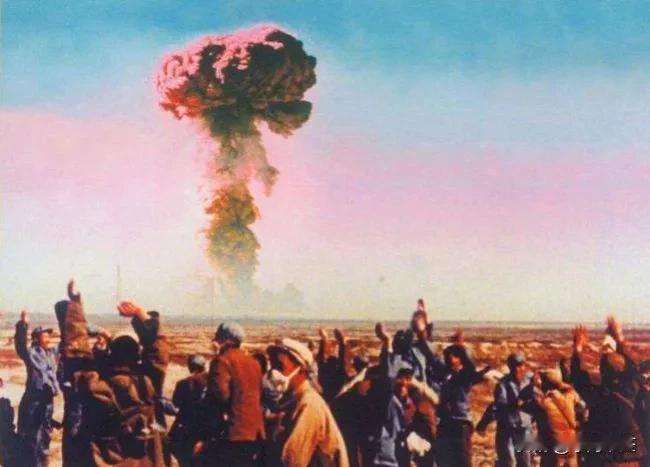 我国自1964年10月16日第一次核试验起，经过30多年的努力，建立起了一支由广