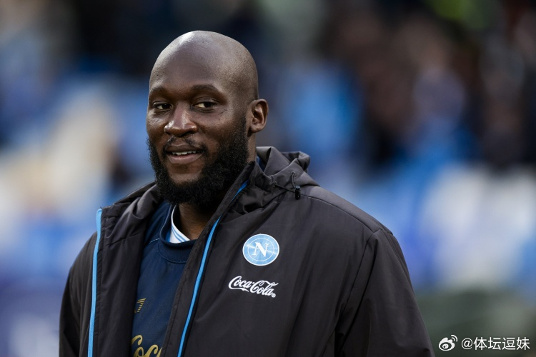 意媒：那不勒斯与卢卡库彻底决裂，不排除视其违约直接解约的可能由于卢卡库昨日未归队