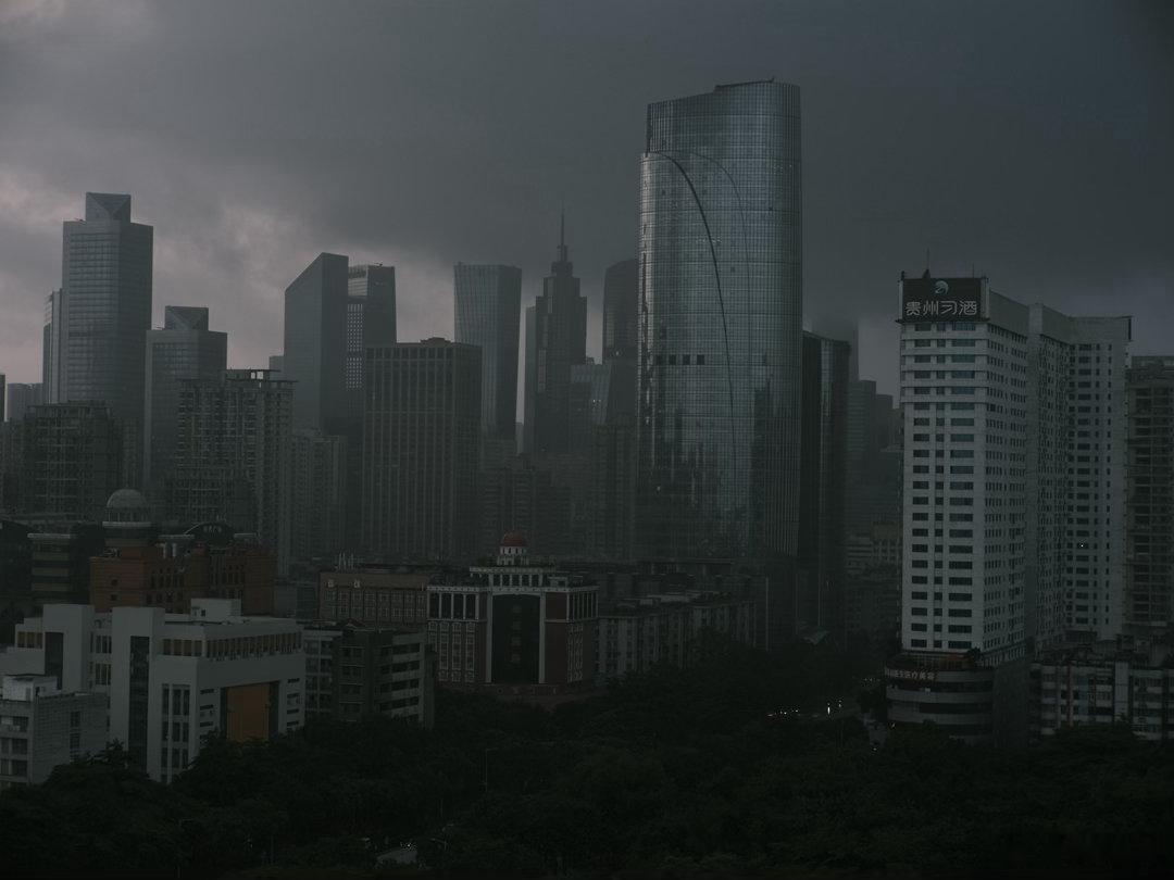 晚安每一天。回首今日窗外的暴雨时刻暴雨[超话]乌云 富士GFX50S R90 2