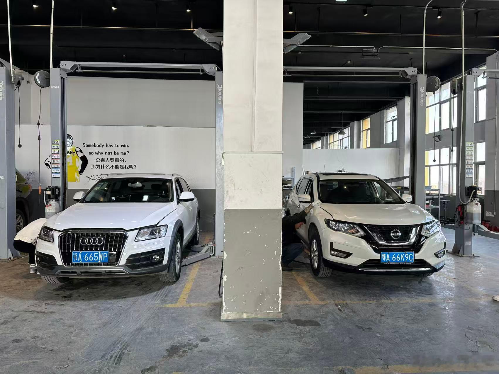 你们线上订车我们都会安排师傅 一对一专属整备交付基本上不用你操心啥了只需要准备钱