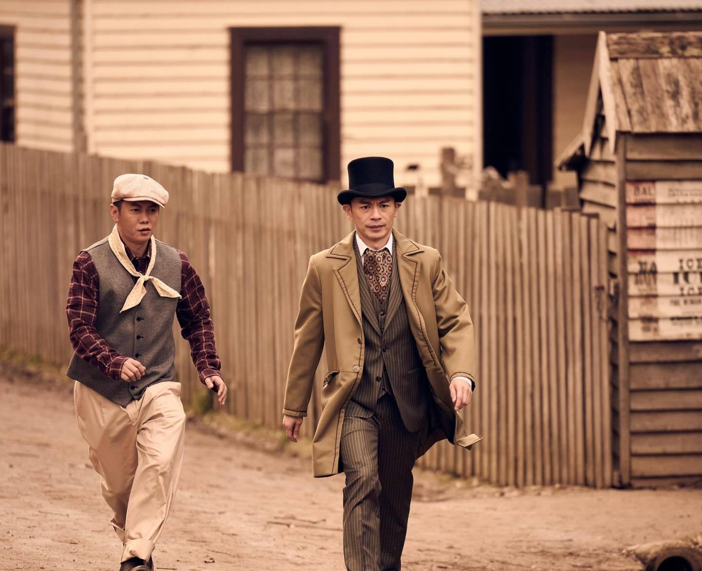 周杰伦新专辑歌曲《淘金小镇》MV官方剧照周杰伦新专辑太阳之子