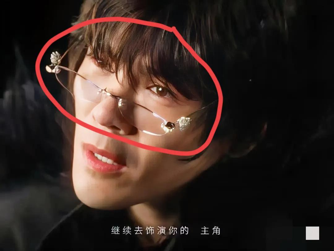 听了向佐的新歌了

哪哪都好，歌词也很美

但是有一个缺点，就是向佐他自己竟然在