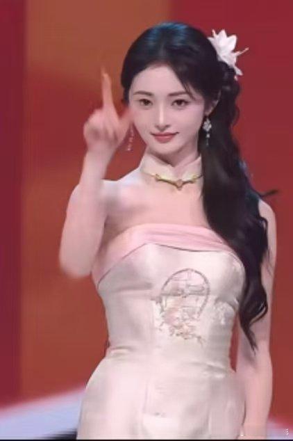 周洁琼 pinky回来了 啊啊啊！周洁琼跳《pick me》，我的pinky爱豆