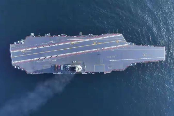 中华人民共和国正式向全世界宣告两件大事：

第一件就是，我们的福建舰航母正式服役