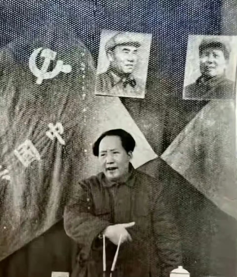 教员：“对敌人的仁慈，就是对人民的残忍。   