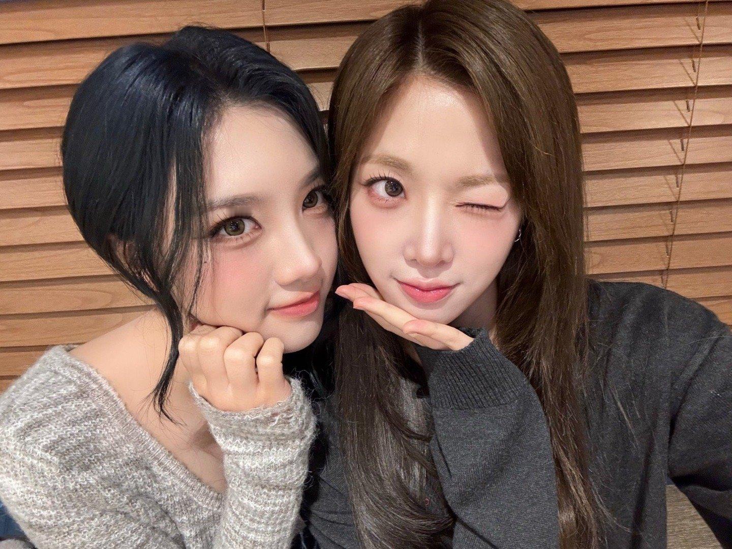 251101 tripleS Nien许念慈 和sullin ​​​