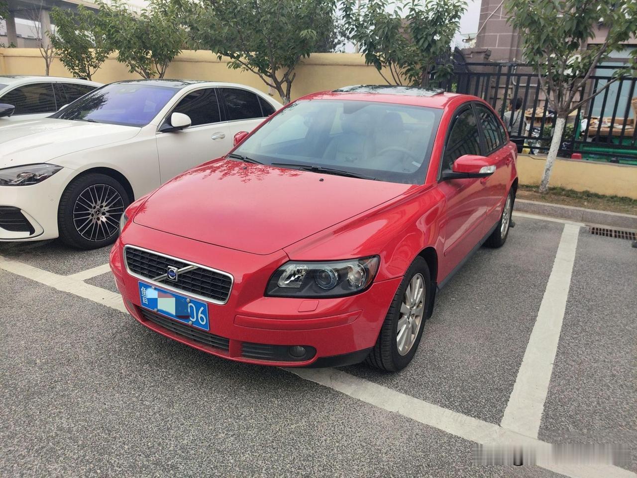 这样的车报废简直就是浪费……
如果放在20年以前这都属于豪华车，当年上路价30多