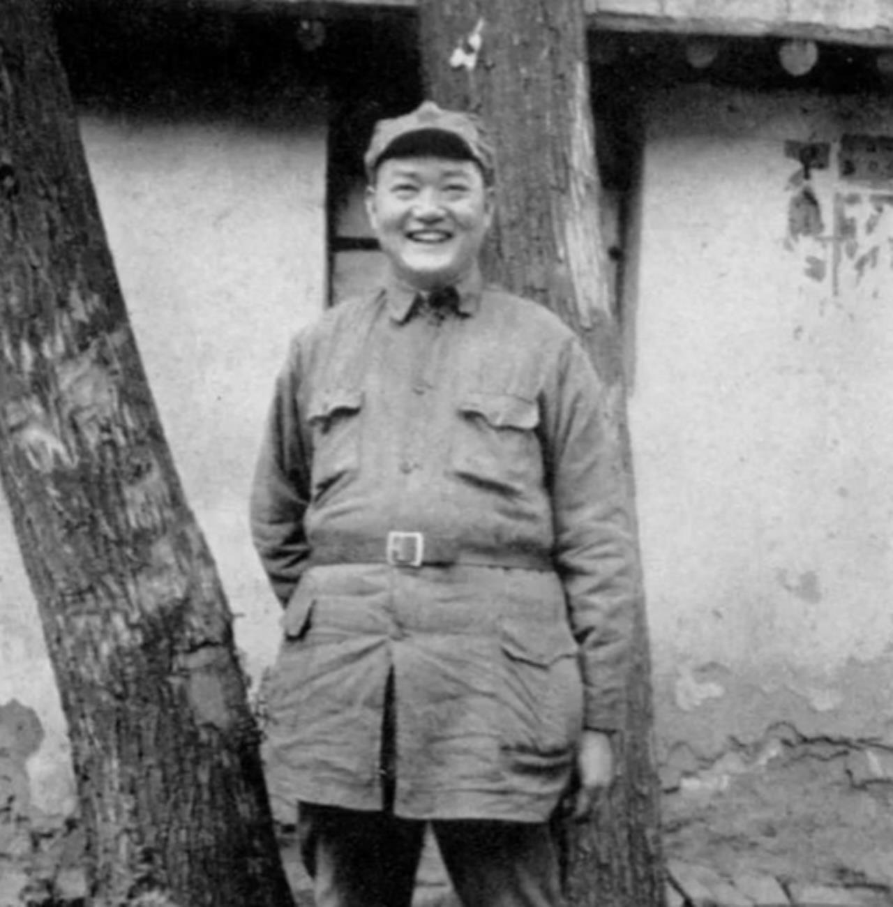 建国前我军牺牲的五位高级将领

第五位：罗炳辉。云南彝良人，出身贫寒，早年参加滇