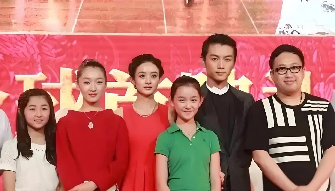 身穿橄榄绿的这位演员，不但靓丽可爱，而且还真醒目，你知道她叫什么名字吗？清纯系女