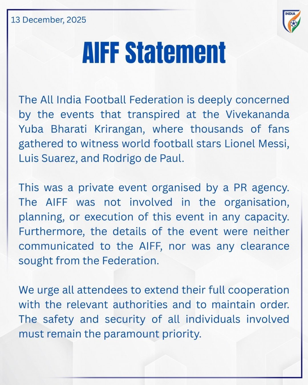 越来越离谱了主办方敢不报当局审批当局知道主办方没提报也不提醒梅西团队在一切都没搞