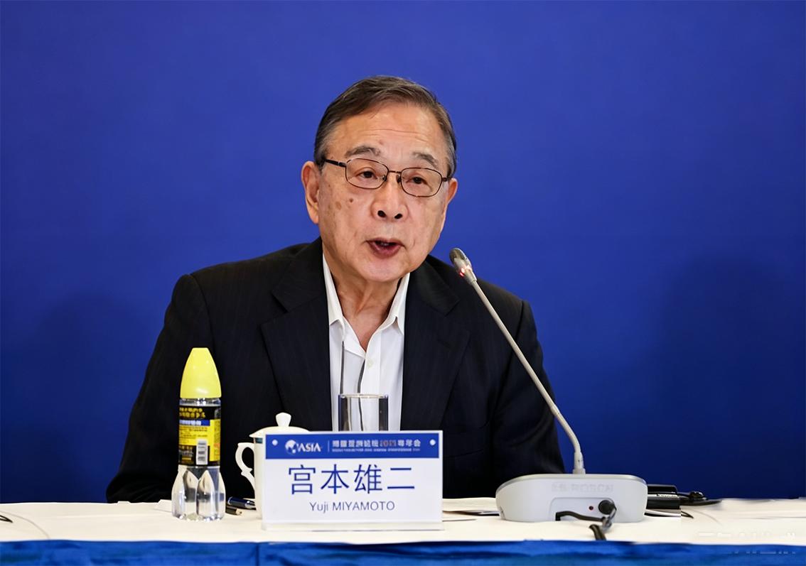 日本前驻华大使说了句“要命”的大实话：中国已是超级大国，别再装瞎了
日本政坛，缺