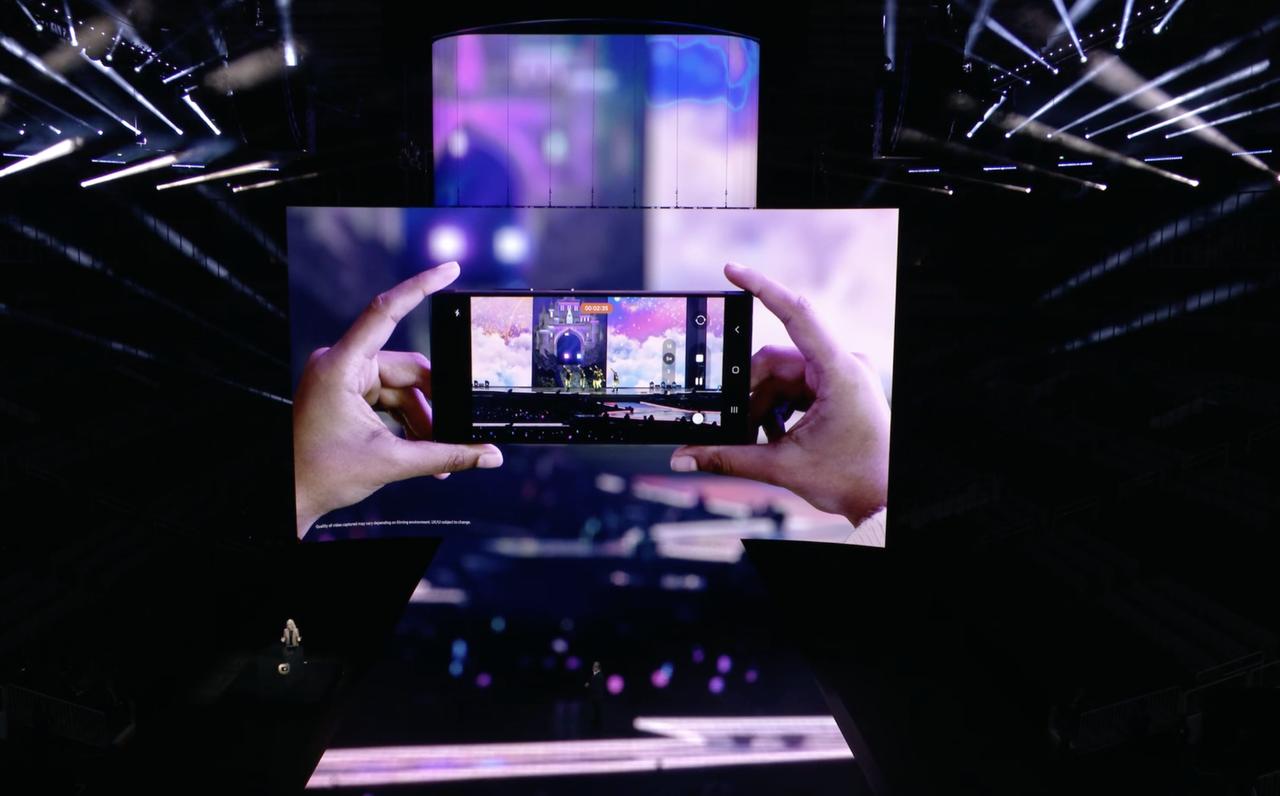 三星Galaxy S24 Ultra的长焦换成了5倍5000万像素的潜望式镜头。