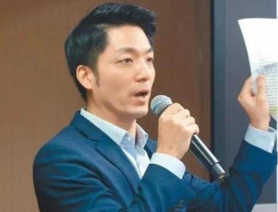 台北市长蒋万安最近撂了句狠话！他表示，如果大陆军机继续在台海绕飞演习，他就要停掉