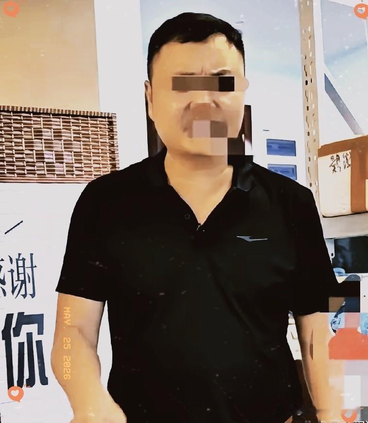 脸都不要了，云南昆明一对夫妻闹离婚，看懵了民政局里一群吃瓜群众。丈夫月薪一万多，