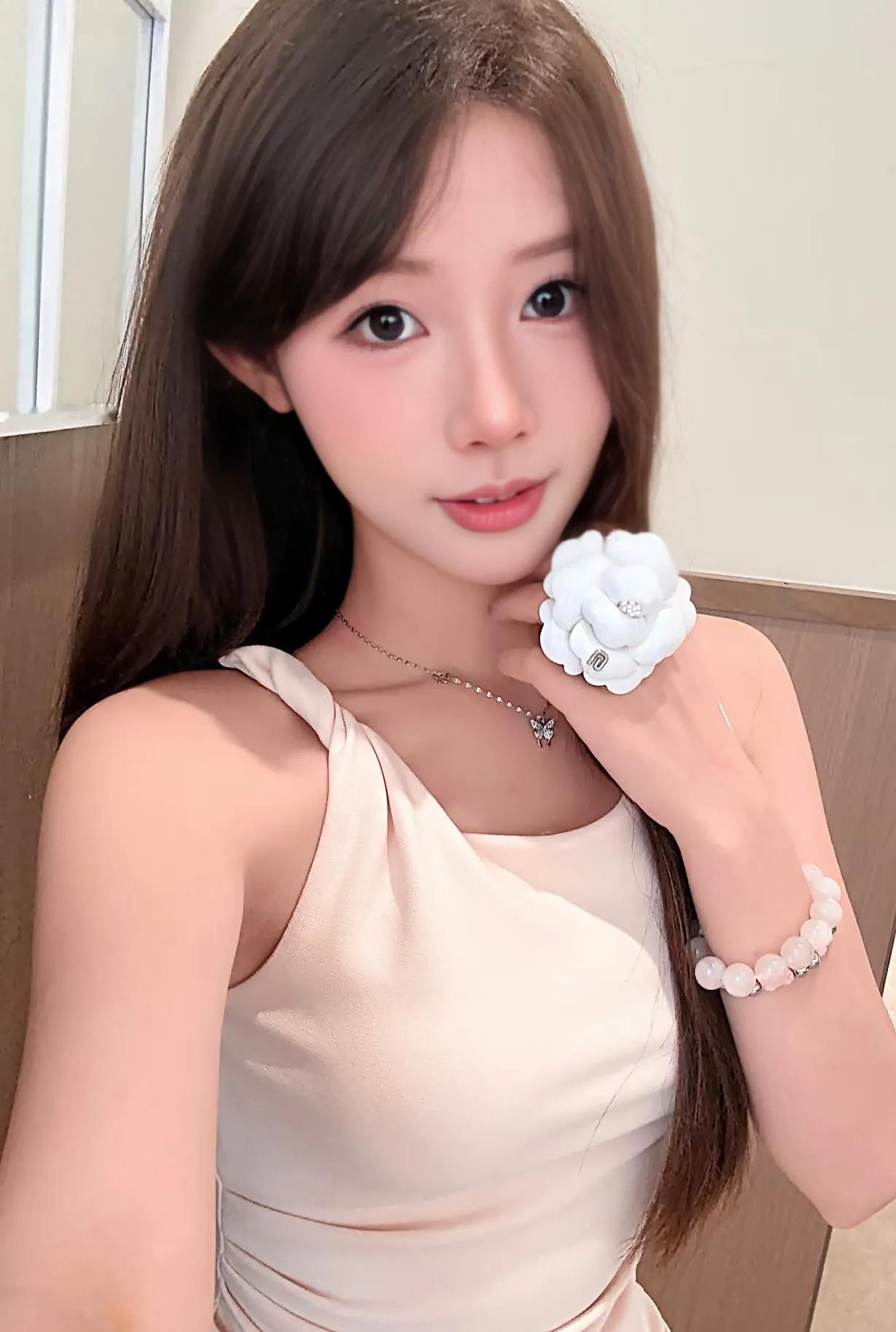 玩啊，上午开了一个小时，刚上王者段位，在星耀局打了一百天才上王者，单排不好打，全