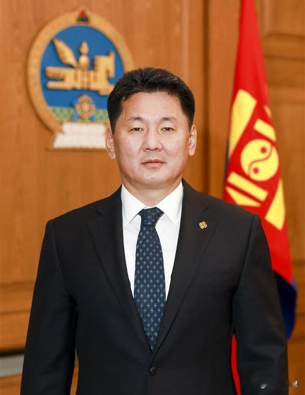 蒙古请来日本救场，是解药还是毒药？

 
最近蒙古又有点迷了，新加坡刚喊话“中日