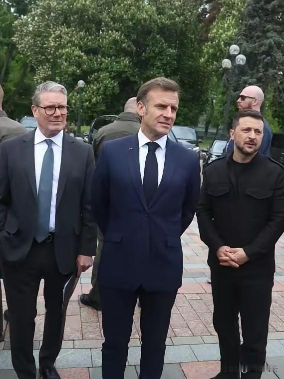 快讯快讯！欧洲主要盟友在与泽连斯基会谈后拒绝了特朗普的计划！
​11月21日，乌