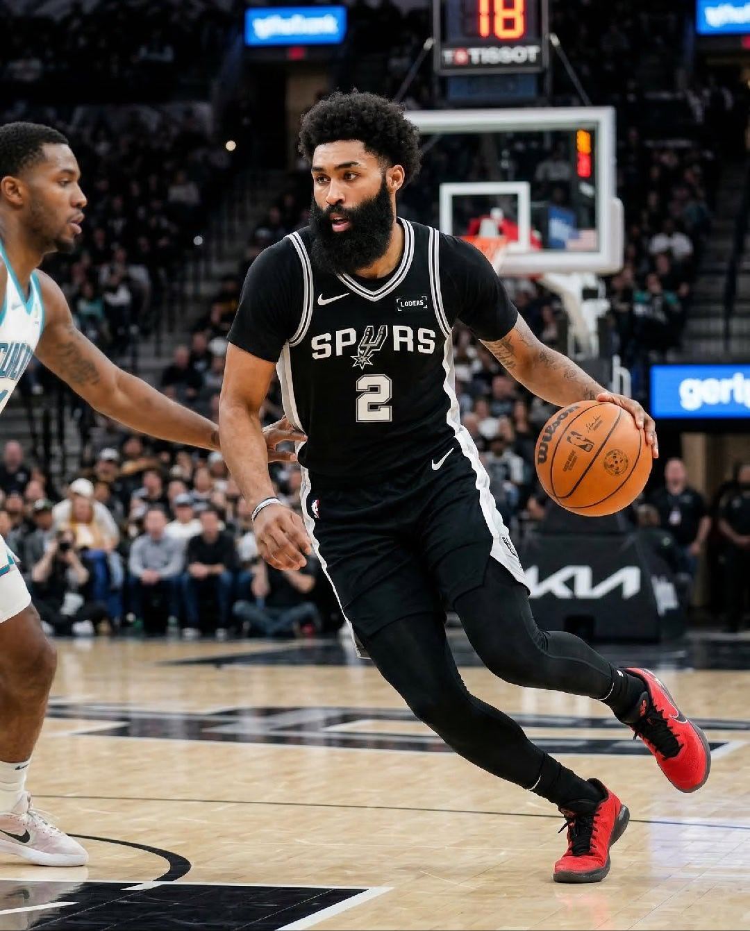 洛维评价哈珀：“哈珀在我看来就是超级巨星，克努佩尔则是明星球员。哈珀给人的感觉就