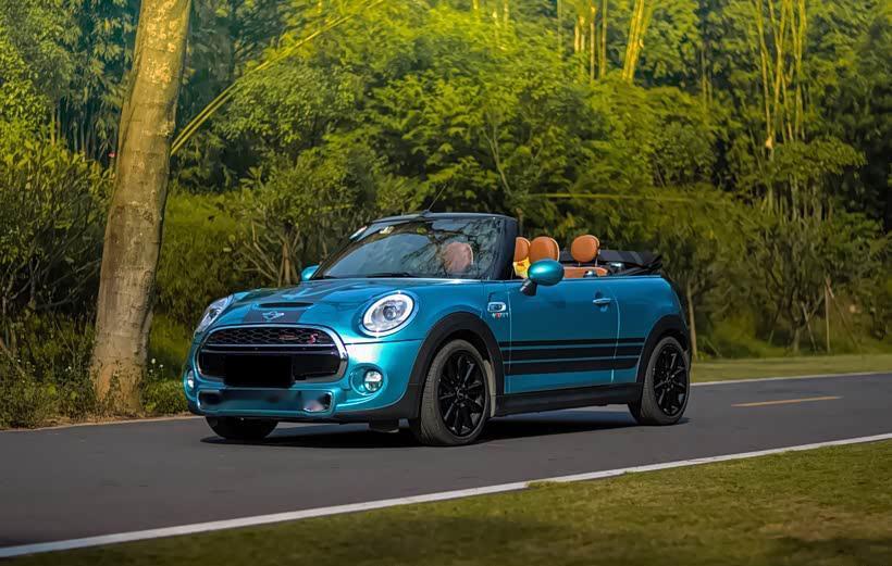 这台加勒比蓝限量版敞篷MINI Cooper S，一年7000公里真实养车账单，