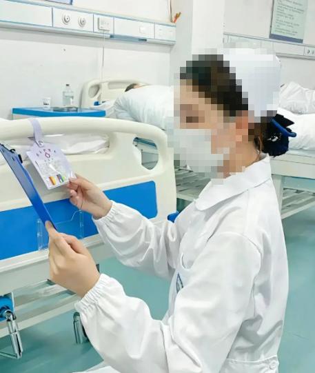 引发热议！女子私下和异性相约、约定转账见面遭匿名举报，单位担心对外有损形象选择内