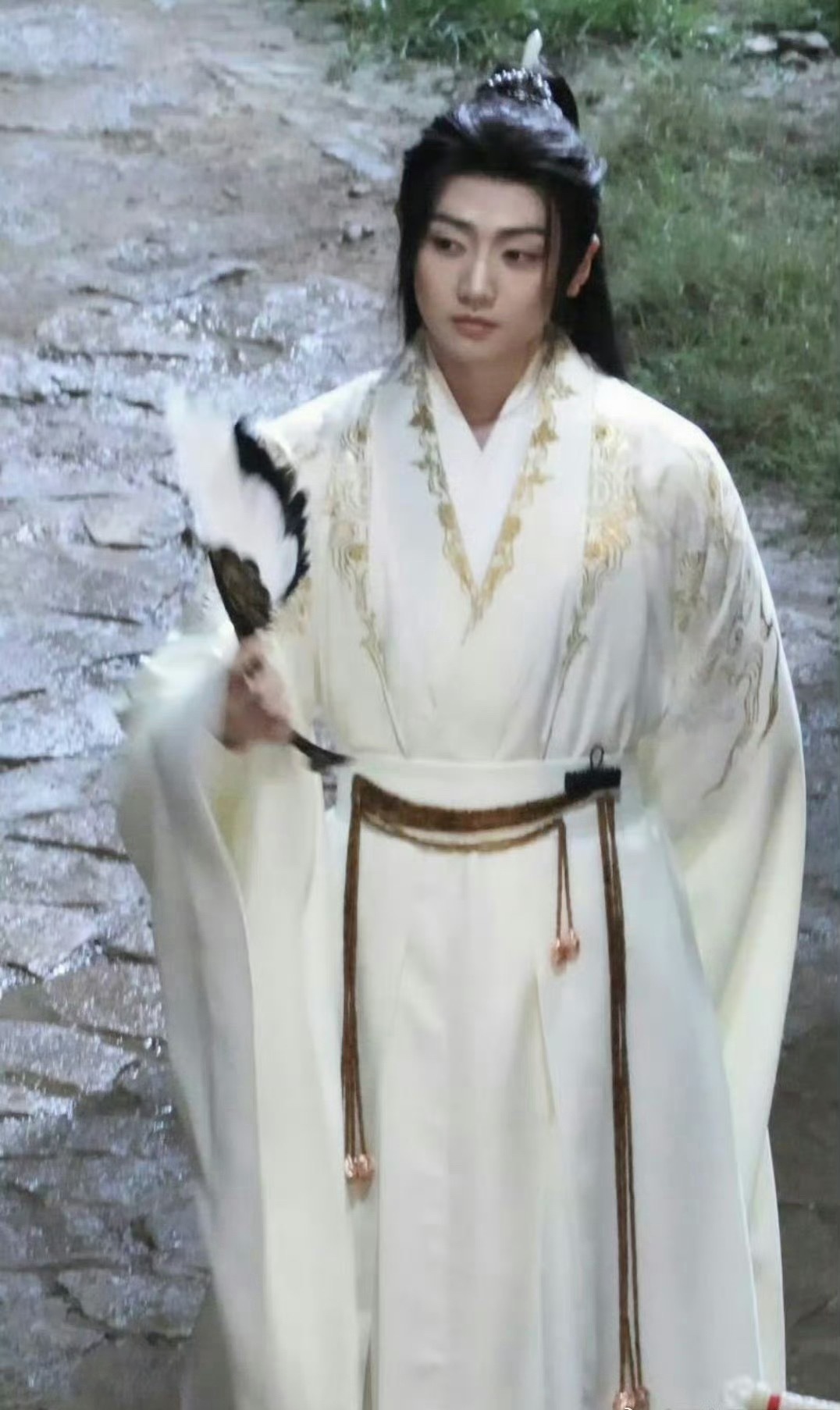 猜人这过的也太好了吧 ，脖子呢 