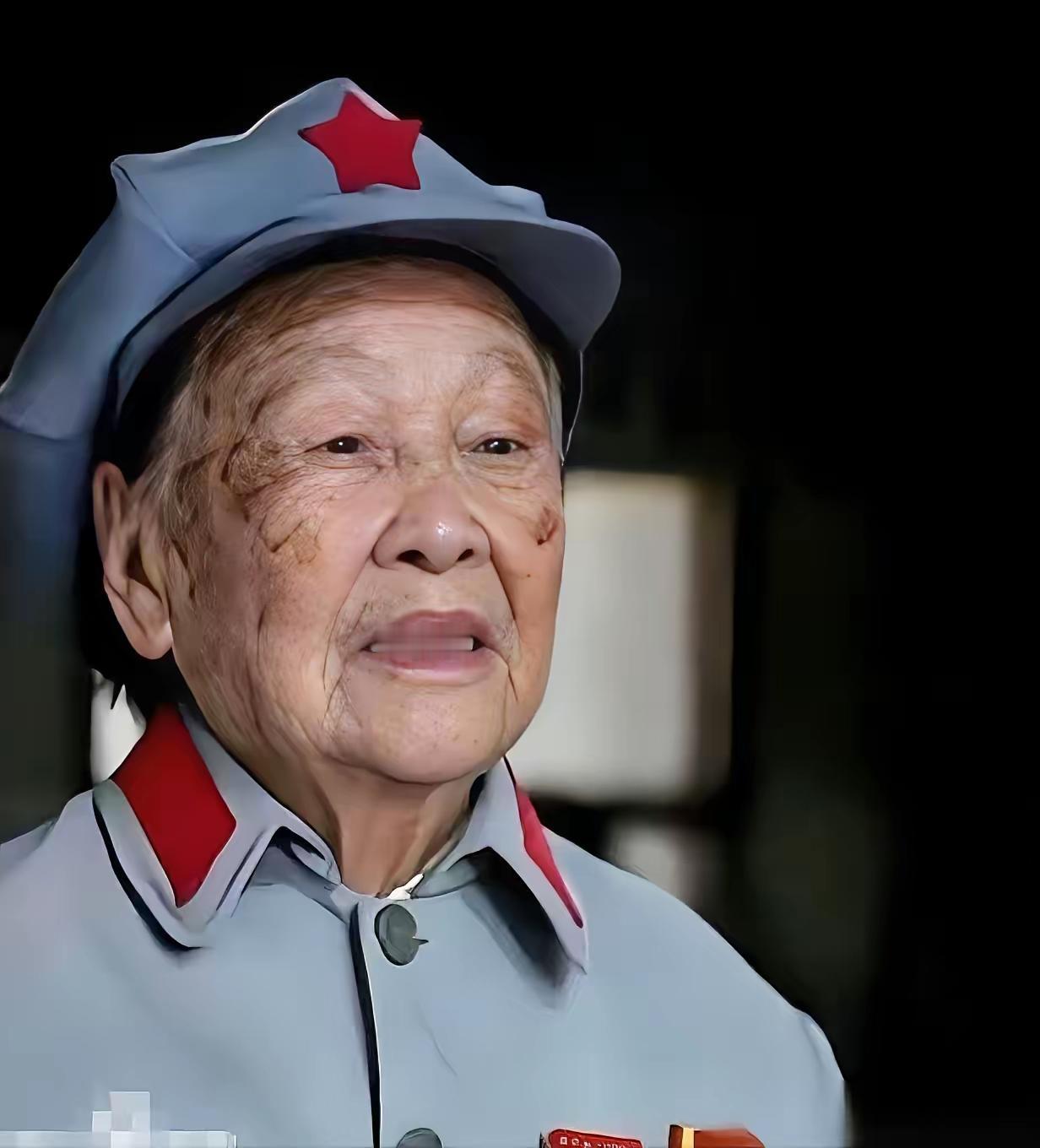 腹中藏忠骨，巾帼忍千难
 
她真想一头撞死。被扔进西宁的大仓库里，每天都有不同的