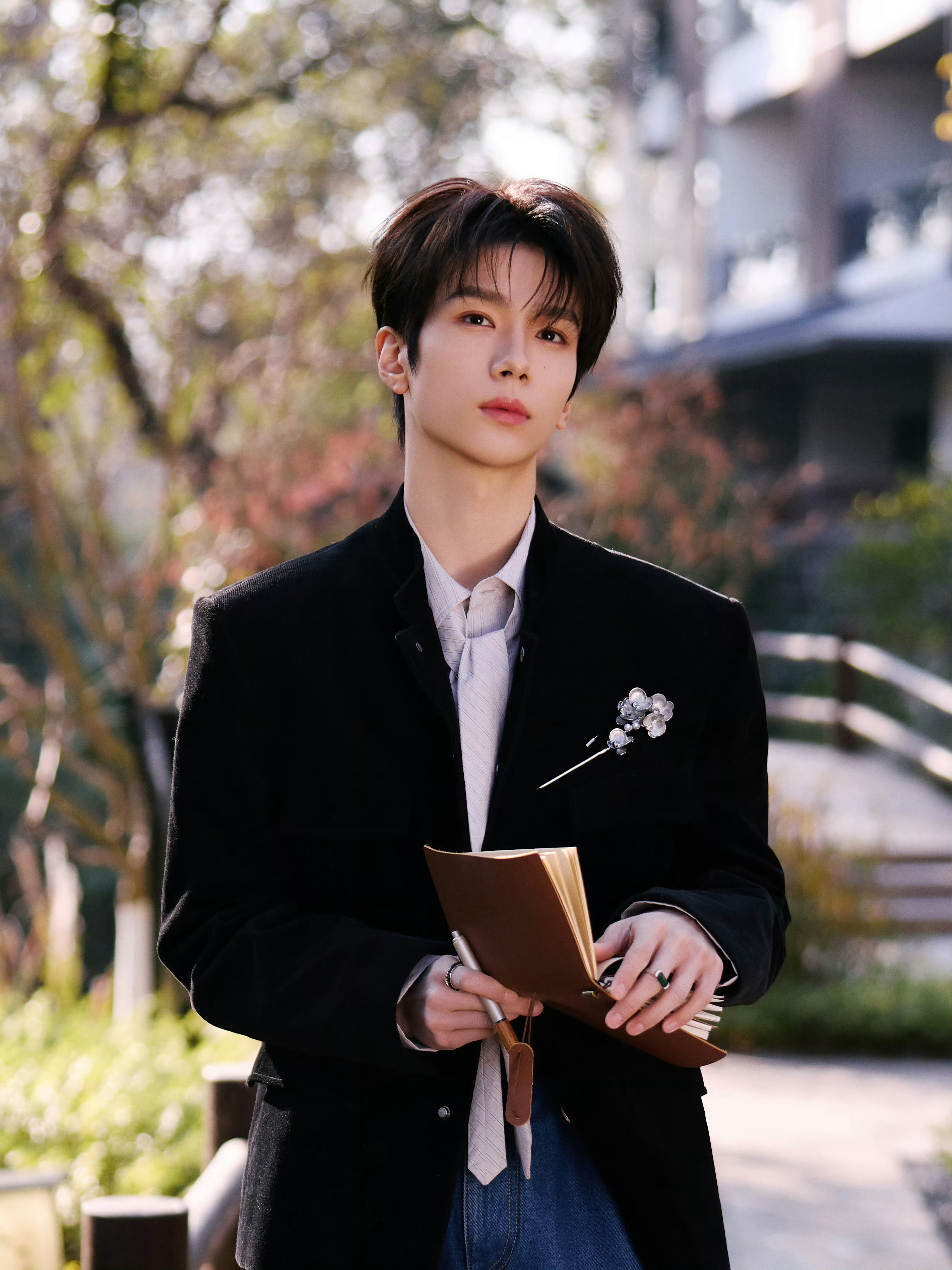 余承恩 yce余承恩天书黎明 yce余承恩顾天 你是雪泥间的鸿爪留下，让我用终生