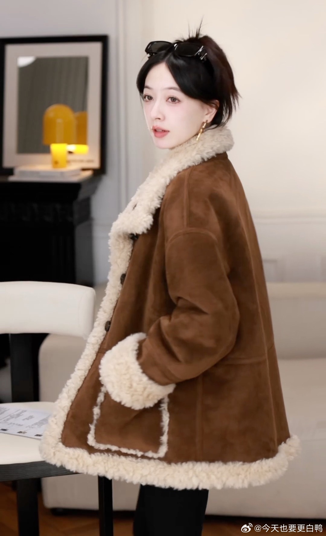 今晚20:00准时上新，直播ing！今天我在的哦～ 