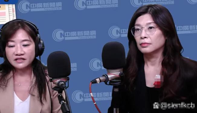 国民党主席郑丽文今（15日）上午接受王浅秋节目专访时表示，两岸本是同一个民族、同