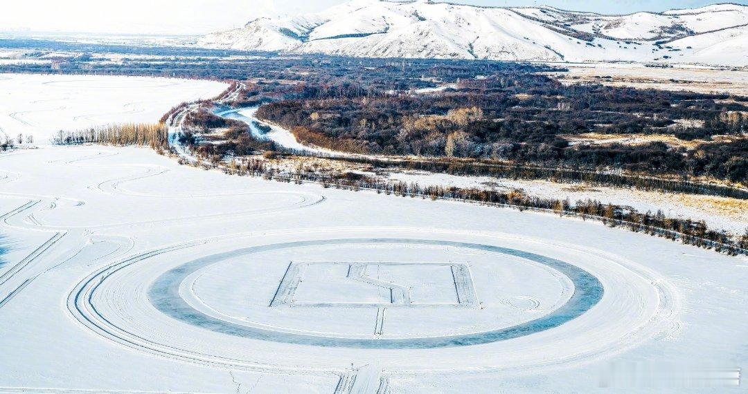 极氪冬征不惧冰雪  你可以永远相信极氪式操控  以前大家（包括我）对新能源车在冰