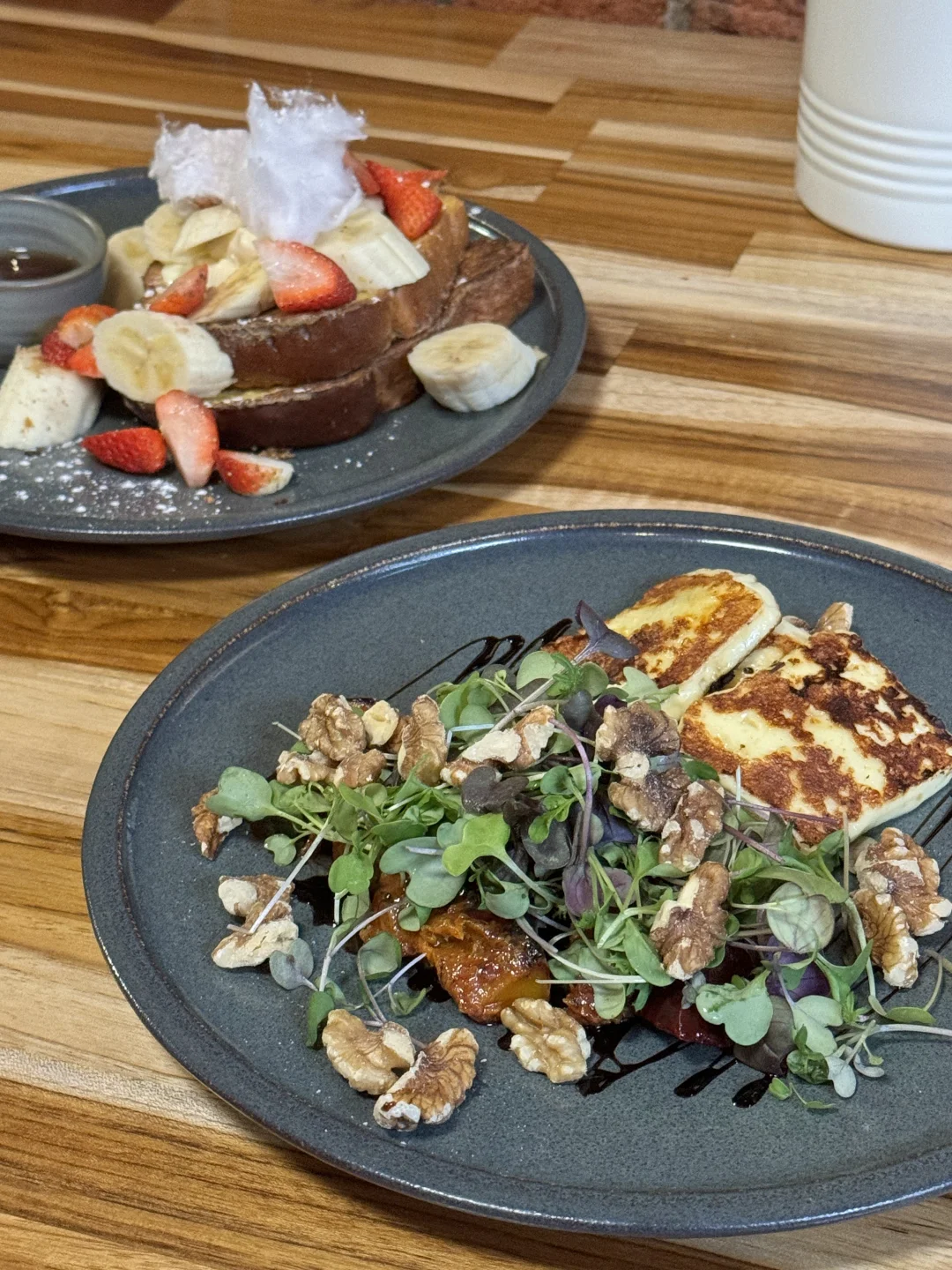 墨尔本｜可以看到可爱柯基的brunch店
