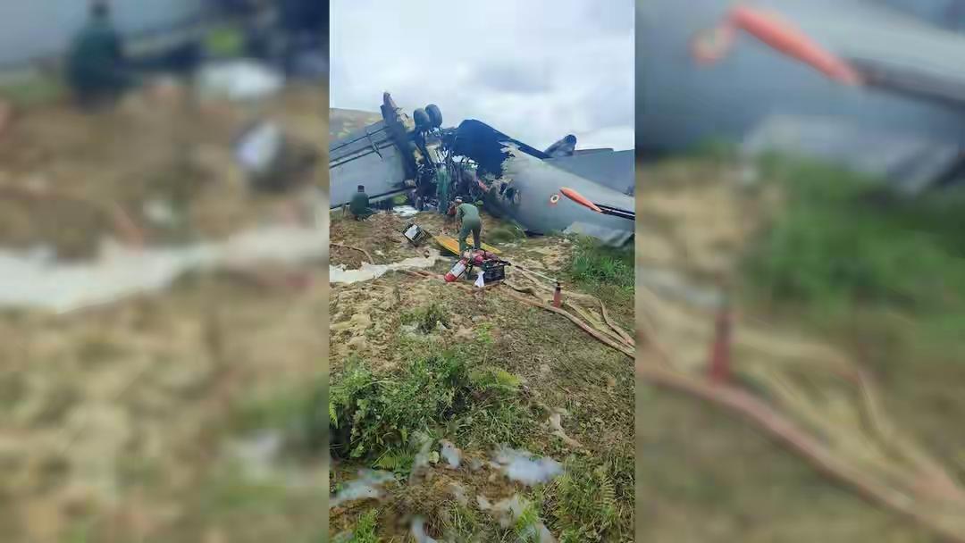 印度空军一运输机坠毁致5人死亡
印度空军一大型运输机坠毁！当地时间2026年6月