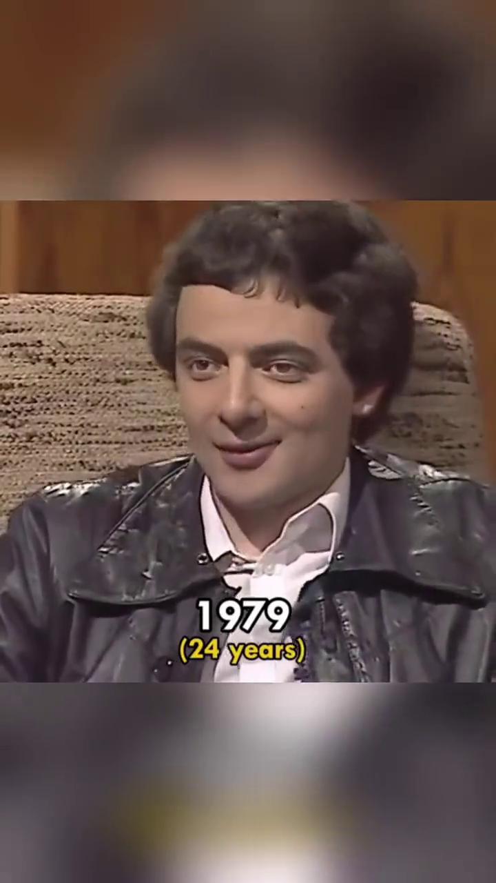 70岁的憨豆先生英国被偶遇，他是牛津大学博士却演了一辈子"憨人"。
他在英国地位