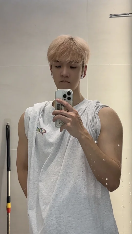 都喊我乖宝宝诶？