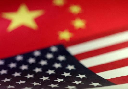 彭博社24日报道：“中国已研发出可在飞行过程中发射空空武器的高超音速滑翔飞行器，